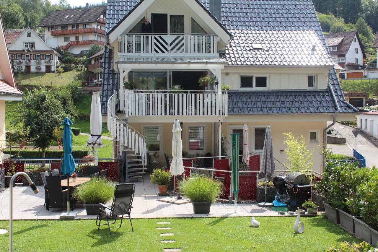 Апартаменти Haus Laetsch Бад-Петерсталь-Ґрісбах Екстер'єр фото
